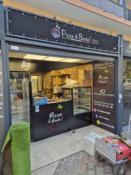 décoration intérieure pizzeria Fréjus