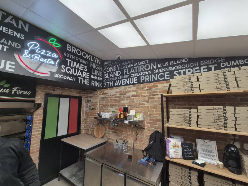 Enseignes et Décoration intérieure Pizzéria à Sainte-Maxime dans le Var