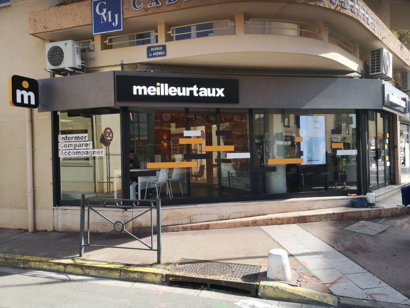 devis pose enseigne lumineuse fréjus 83