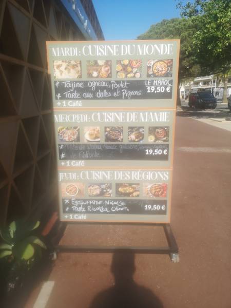 Signalétique et imprimerie pour restaurant à Fréjus dans la Var