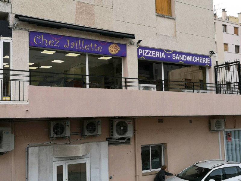 Enseigne lumineuse Fréjus Saint-Raphaël